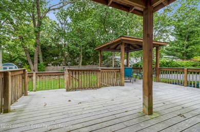 23_9MapleSt_66_Deck_HiRes