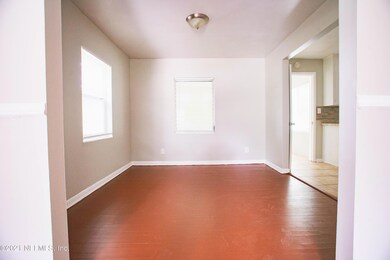 5611 Norde Dr W, Jacksonville, FL 32244 - photo 4