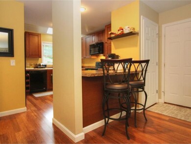 124 Hayes Ave, South Burlington, VT 05403 - photo 4