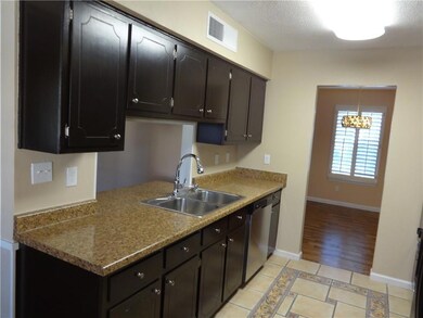 10703 Alta Loma Dr, El Paso, TX 79935 - photo 4