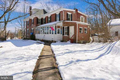 118 W 33rd St, Reading, PA 19606 - photo 2