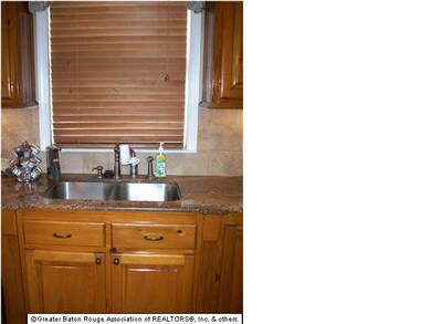 Under-mount sink