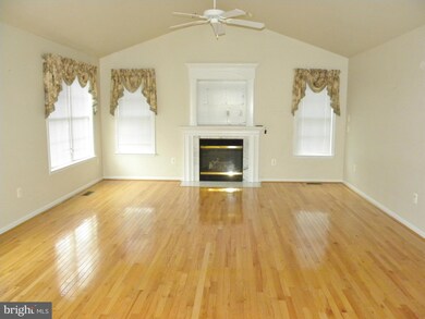 35219 Somerset Ridge Rd, Locust Grove, VA 22508 - photo 6