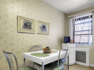 140-21 31st Rd unit 4A, Flushing, NY 11354 - photo 4