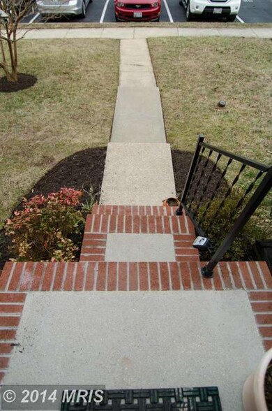 1284 Holmespun Dr, Pasadena, MD 21122 - photo 3