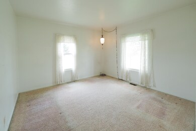 729 River St-103
