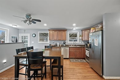 3021 Woodlawn St, Commerce Township, MI 48390 - photo 7