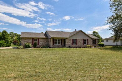 185 Glen Dee Ln, Roanoke, IN 46783 - photo 2