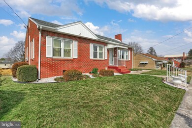 314 Harrison Ave, Waynesboro, PA 17268 - photo 2