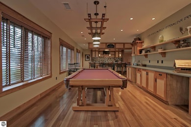 2035 N Us-31 unit 303, Traverse City, MI 49686 - photo 5