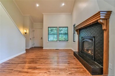 Vaulted Ceilings, Gas FP with Custom Surround