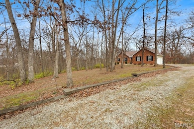 435 Winchester Way, Winfield, MO 63389 - photo 2