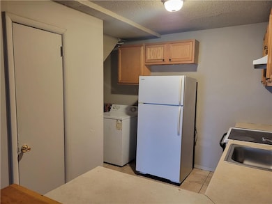 393 W Allen St, Allentown, PA 18102 - photo 3