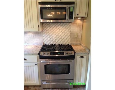 Kitchen. SLIDE IN GAS RANGE