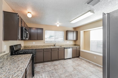 1711 Meadow Green Dr, Missouri City, TX 77489 - photo 7