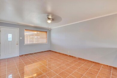 10205 Sugarberry Dr, El Paso, TX 79925 - photo 6