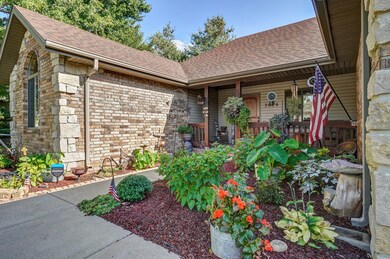 3676 W Maplewood St-34