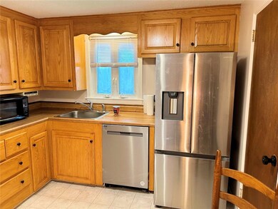 112 Keystone Dr unit 112, Warwick, RI 02889 - photo 7