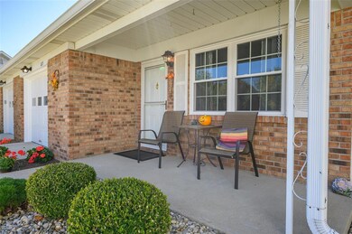 1015 Ina Cir, Franklin, IN 46131 - photo 3