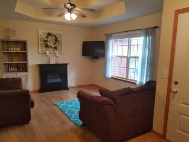 621 W Bailey St, Nixa, MO 65714 - photo 4