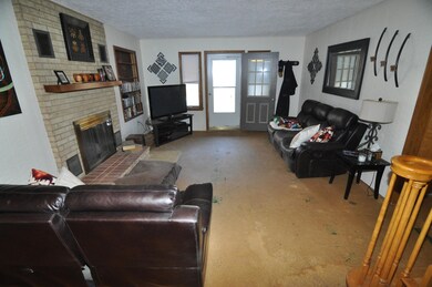 Living Room 2.JPG