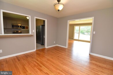 22907 Chestnut Rd, Lexington Park, MD 20653 - photo 6