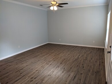 1411 S Walnut St, Sherman, TX 75090 - photo 2