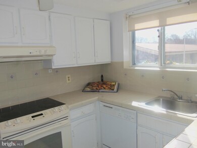 3202 Gleneagles Dr, Silver Spring, MD 20906 - photo 5