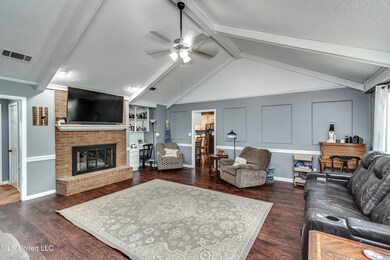 518 Berwick Family Rm 3