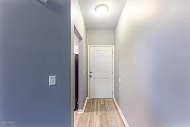 4220 Wilshire 102C-12