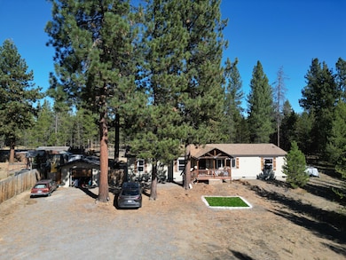 17156 Helbrock Dr, Bend, OR 97707 - photo 2