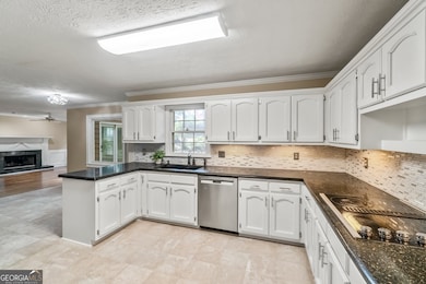 1171 Malvern Hunt Ct, Lawrenceville, GA 30043 - photo 5