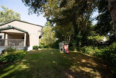 128 Hollis Ave, Warwick, RI 02889 - photo 4