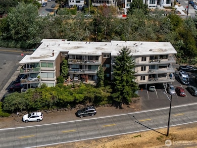 401 NE 40th St, Seattle, WA 98105 - photo 6