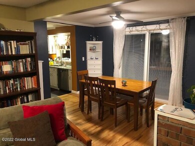 dining area 2