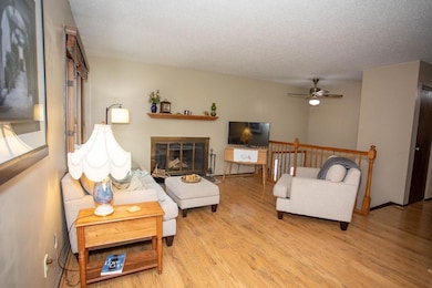 7841 Rimbley Rd, Woodbury, MN 55125 - photo 5