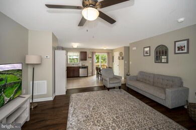 2071 Mourning Dove Dr, Locust Grove, VA 22508 - photo 5