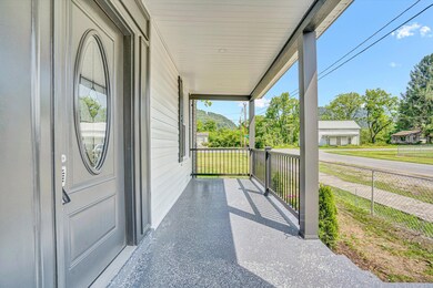 702 Commerce Ave, Iron Gate, VA 24448 - photo 3