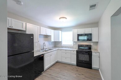 168 Walnut St, Lebanon Junction, KY 40150 - photo 6