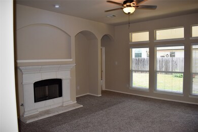 29806 N Legends Village Cir, Spring, TX 77386 - photo 2