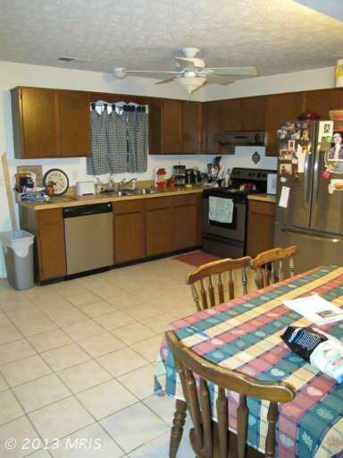 207 Nottoway Dr, Stephens City, VA 22655 - photo 3