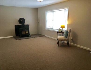 2898 Dugway Rd, Richmond, VT 05477 - photo 7