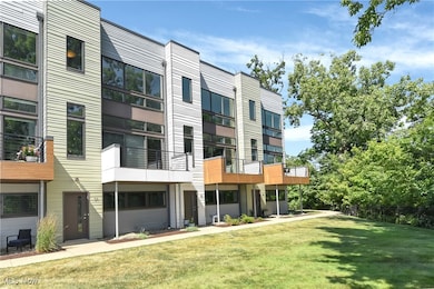 18875 Riversouth Terrace unit 31, Fairview Park, OH 44126 - photo 2