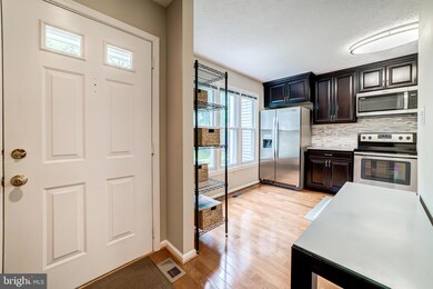 7333 Stream Way, Springfield, VA 22152 - photo 3