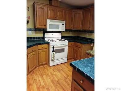 Kitchen appliances included: dishwasher, gas stove