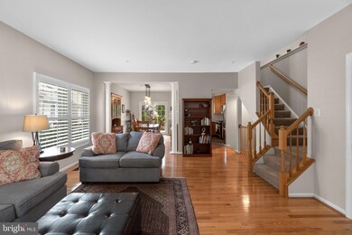 9932 Sherwood Farm Rd, Owings Mills, MD 21117 - photo 5