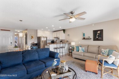 1505carolinabeachn_2f_00009