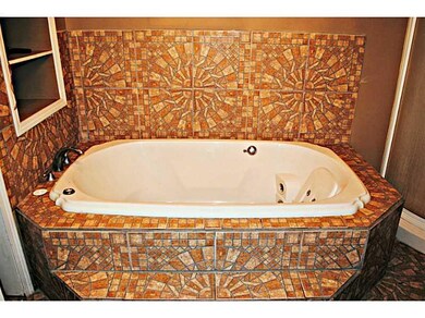 Master Bath/Spa.