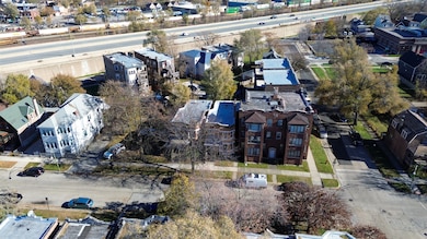 6961 S Eberhart Ave, Chicago, IL 60637 - photo 4
