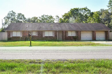 305 Avenue I, Brazoria, TX 77422 - photo 2